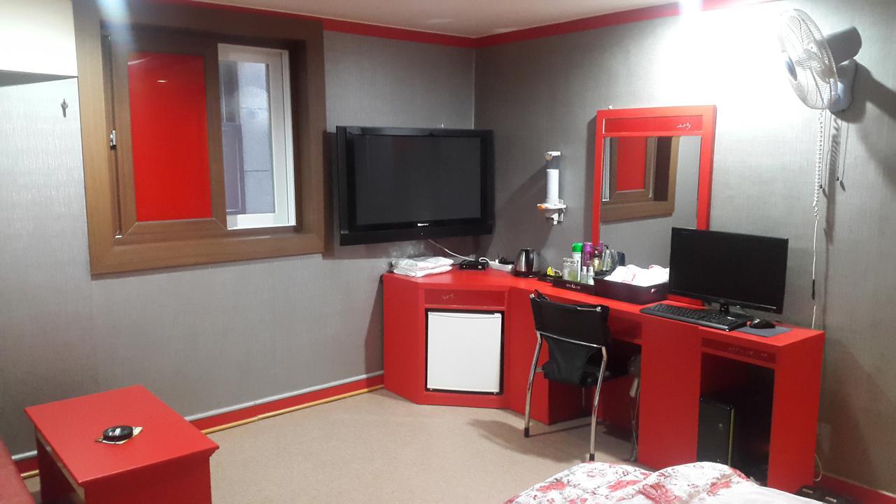 Click 21 Motel Busan Exterior photo
