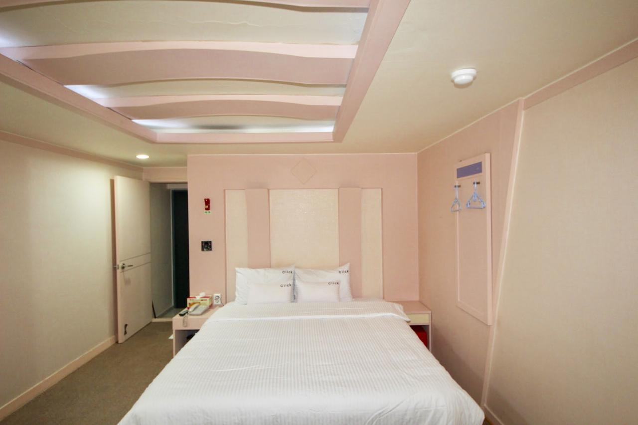 Click 21 Motel Busan Exterior photo